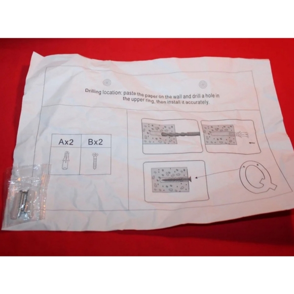 Large Distressed White Wall Desk Letter Q - Picture 9 of 15